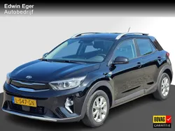 Zwart Gebruikt 2021 Kia Stonic SUV | € 16.950 (Eerlijke prijs)