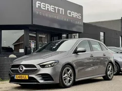 Grijs Gebruikt 2019 Mercedes B180 AMG line MPV | € 21.900 (Eerlijke prijs)
