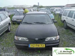 Zwart Gebruikt 1997 Nissan Almera Hatchback | € 750