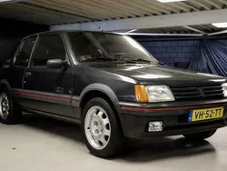 Grijs Gebruikt 1990 Peugeot 205 GTi | € 14.950