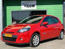 Rood Gebruikt 2012 Renault Clio IV Authentique Hatchback | € 3.445 (Eerlijke prijs)