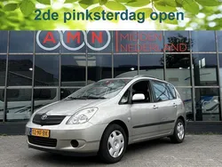 Grijs Gebruikt 2003 Toyota Corolla Verso Terra MPV | € 2.950