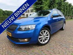 Blauw, metallic lak Gebruikt 2014 Skoda Octavia Business Line Stationwagen | € 9.950 (Eerlijke prijs)