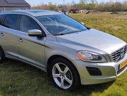 Grijs Gebruikt 2011 Volvo XC60 R-Design SUV | € 14.999 (Super prijs)