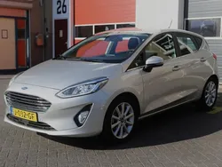 Grijs Gebruikt 2020 Ford Fiesta Titanium Hatchback | € 11.495 (Goede deal)