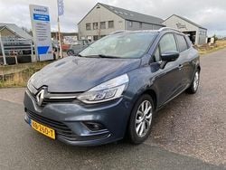 Grijs Gebruikt 2017 Renault Clio GrandTour Intens Stationwagen | € 5.950 (Goede deal)