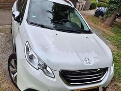 Wit Gebruikt 2016 Peugeot 2008 Allure SUV | € 7.500 (Eerlijke prijs)