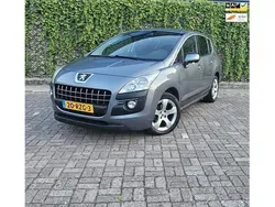 Grijs Gebruikt 2011 Peugeot 3008 Sport MPV | € 2.999 (Goede deal)
