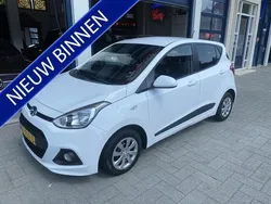 Wit Gebruikt 2017 Hyundai i10 Comfort Hatchback | € 5.699 (Eerlijke prijs)