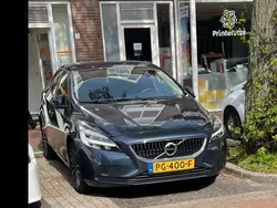Blauw Gebruikt 2017 Volvo V40 Stationwagen | € 12.500 (Eerlijke prijs)