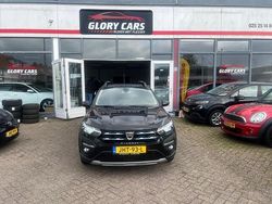 Zwart Gebruikt 2022 Dacia Sandero Comfort Hatchback | € 12.450 (Goede deal)