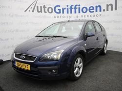 Blauw Gebruikt 2006 Ford Focus Futura Hatchback | € 2.490 (Eerlijke prijs)