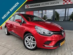 Rood Gebruikt 2017 Renault Clio IV Zen Hatchback | € 8.950 (Eerlijke prijs)