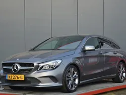 Grijs, metallic lak Gebruikt 2017 Mercedes CLA180 Shooting Brake Edition Stationwagen | € 18.950 (Eerlijke prijs)