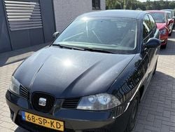 Zwart (metallic) Gebruikt 2006 Seat Ibiza Hatchback | € 950