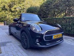 Zwart Gebruikt 2020 Mini ONE Pepper Hatchback | € 16.495 (Eerlijke prijs)