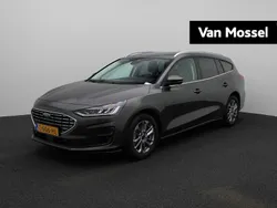 Grijs Gebruikt 2023 Ford Focus Titanium Stationwagen | € 20.945 (Goede deal)
