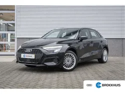 Zwart, metallic lak Gebruikt 2024 Audi A3 Sportback Advanced Hatchback | € 31.900 (Eerlijke prijs)