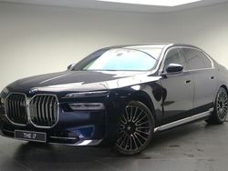 Blauw, metallic lak Gebruikt 2024 BMW i7 Executive Sedan | € 144.548