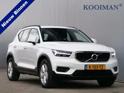Wit Gebruikt 2021 Volvo XC40 Momentum SUV | € 27.845 (Super prijs)