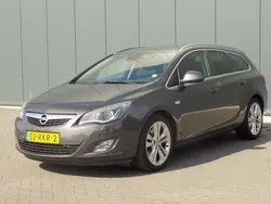 Grijs Gebruikt 2011 Opel Astra Sport Stationwagen | € 3.200 (Eerlijke prijs)