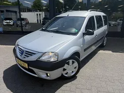 Grijs Gebruikt 2008 Dacia Logan MCV Lauréate MPV | € 3.750 (Iets duurder)