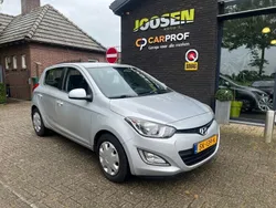 Grijs, metallic lak Gebruikt 2014 Hyundai i20 Hatchback | € 8.950 (Goede deal)