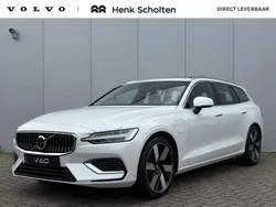 Wit Nieuw 2025 Volvo V60 Plus Stationwagen | € 63.475 (Duur)
