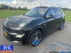 Zwart Gebruikt 2023 Lynk & Co 01 SUV | € 27.950 (Eerlijke prijs)
