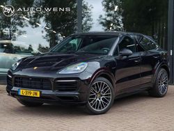 Zwart, metallic lak Gebruikt 2021 Porsche Cayenne Sport SUV | € 74.900 (Eerlijke prijs)