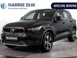 Zwart Gebruikt 2022 Volvo XC40 Inscription SUV | € 32.995 (Super prijs)