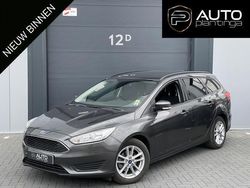 Grijs Gebruikt 2015 Ford Focus Trend Stationwagen | € 7.445 (Goede deal)