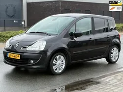 Zwart Gebruikt 2008 Renault Grand Modus Dynamique MPV | € 1.500