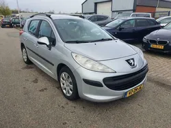 Grijs Gebruikt 2008 Peugeot 207 Stationwagen | € 2.750 (Duur)