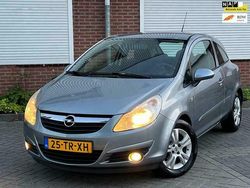 Grijs Gebruikt 2007 Opel Corsa Enjoy Hatchback | € 3.650 (Eerlijke prijs)