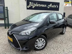 Zwart Gebruikt 2016 Toyota Yaris Hatchback | € 8.950 (Goede deal)