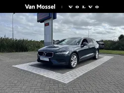 Blauw Gebruikt 2020 Volvo V60 Momentum Stationwagen | € 28.940 (Eerlijke prijs)