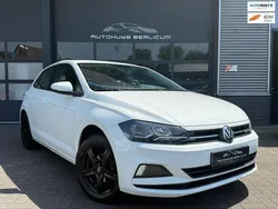 Wit, metallic lak Gebruikt 2019 VW Polo Comfortline Hatchback | € 12.740 (Super prijs)