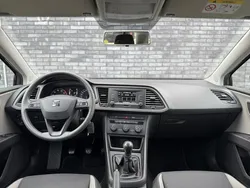 Grijs, metallic lak Gebruikt 2015 Seat Leon ST Stationwagen | € 10.750 (Goede deal)