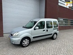 Grijs, metallic lak Gebruikt 2005 Renault Kangoo MPV | € 3.250 (Eerlijke prijs)