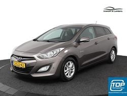 Bruin Gebruikt 2013 Hyundai i30 Stationwagen | € 11.995 (Iets duurder)