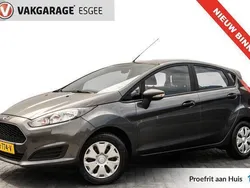 Grijs Gebruikt 2017 Ford Fiesta Ambiente Hatchback | € 7.440 (Iets duurder)
