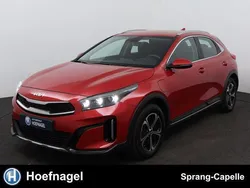 Rood, metallic lak Gebruikt 2023 Kia XCeed SUV | € 26.995 (Eerlijke prijs)