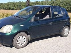 Groen Gebruikt 2000 Toyota Yaris Hatchback | € 1.250 (Eerlijke prijs)