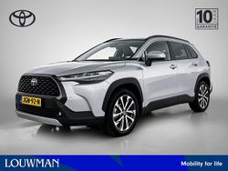 Grijs metallic Gebruikt 2023 Toyota Corolla Cross Premium SUV | € 34.945 (Eerlijke prijs)