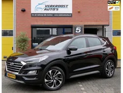 Zwart Gebruikt 2020 Hyundai Tucson Premium SUV | € 23.250 (Eerlijke prijs)