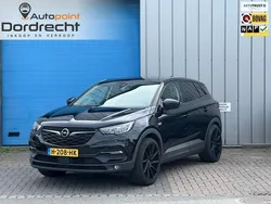 Zwart Gebruikt 2018 Opel Grandland X Edition SUV | € 11.944 (Eerlijke prijs)