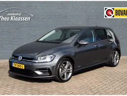 Grijs Gebruikt 2018 VW Golf VII Highline Hatchback | € 21.950 (Iets duurder)