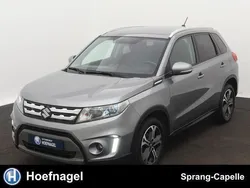 Grijs, metallic lak Gebruikt 2017 Suzuki Vitara Exclusive SUV | € 17.950 (Eerlijke prijs)