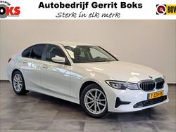 Wit Gebruikt 2021 BMW 318 Executive Sedan | € 30.943 (Eerlijke prijs)
